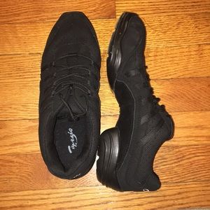 Capezio Sneakers / Jazz shoes - W9.5